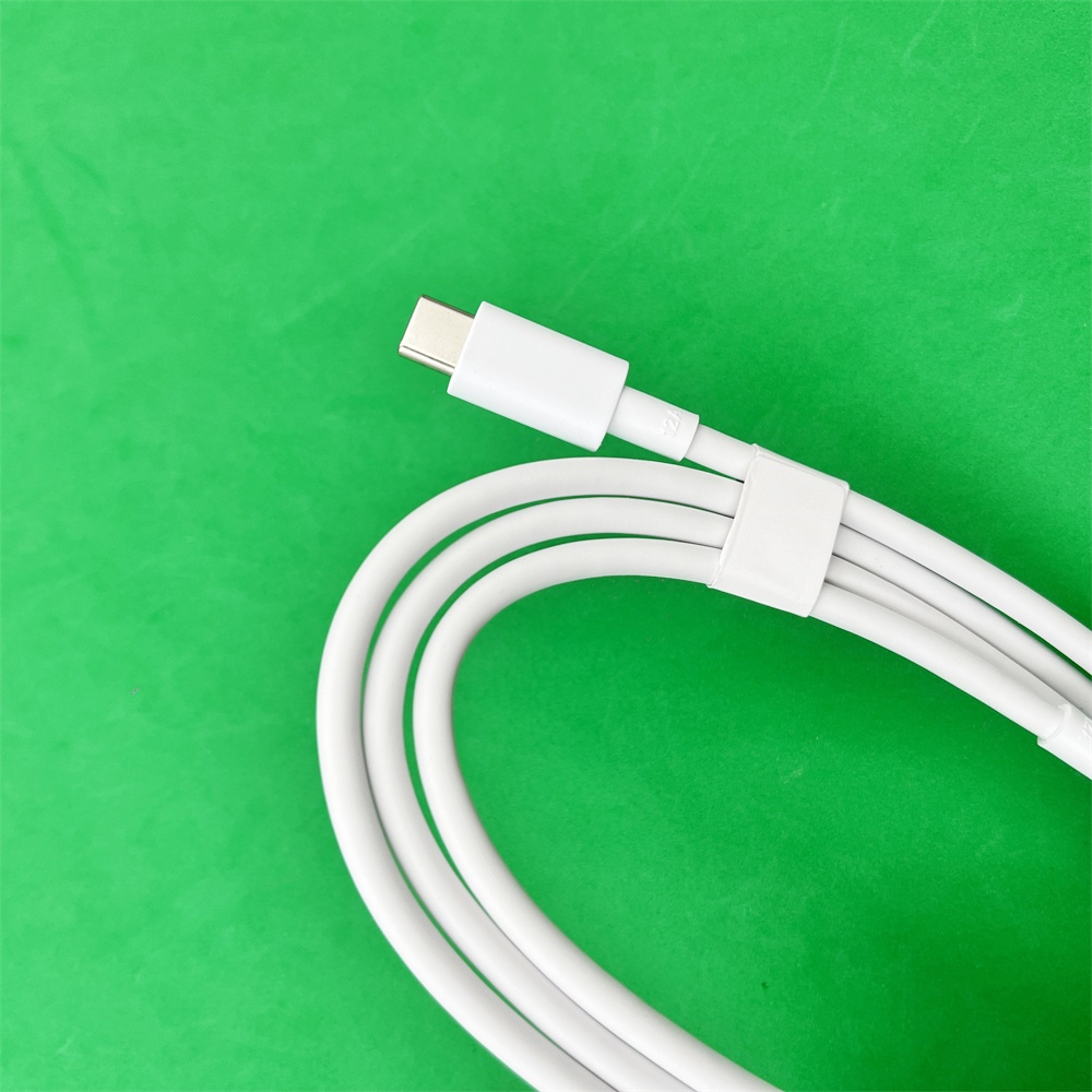 Oryginalny kabel do super szyb – Realme Gt 6 recenzja i cena